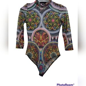 UK2LA SEE THROU BODYSUIT. SIZE S